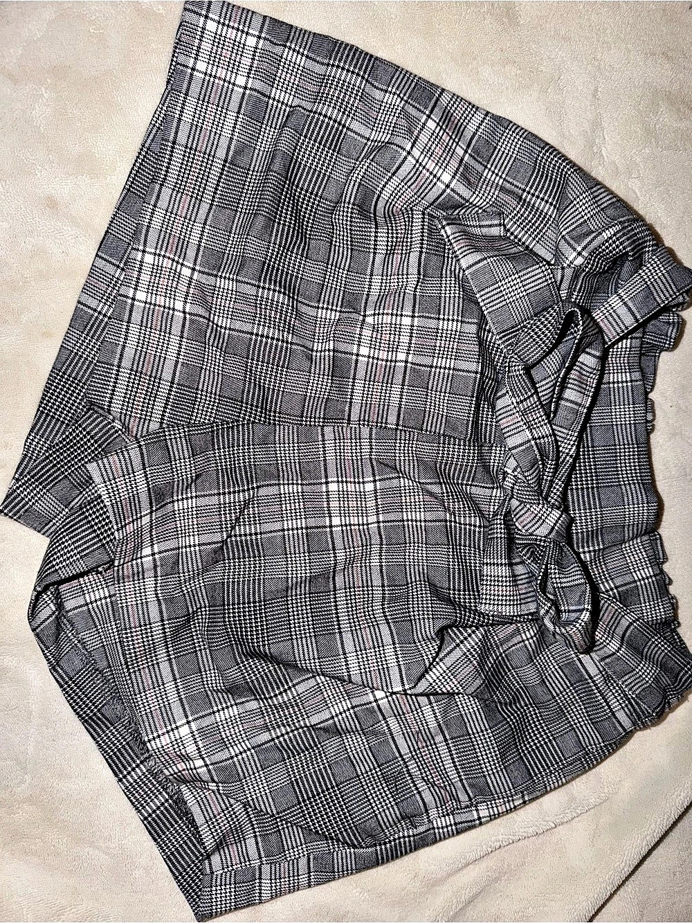 Plaid Ruffle Mini Skirt in Gray & Black Like New